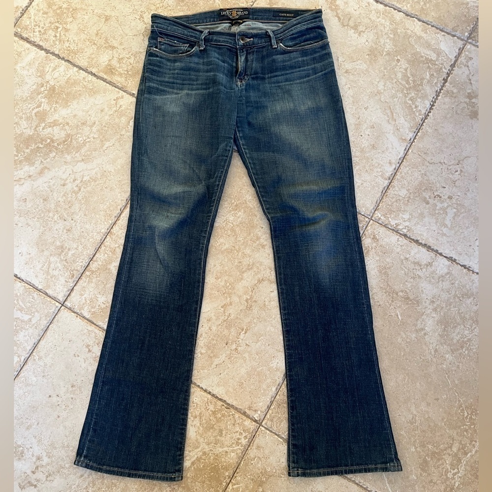Lucky BRAND Vintage Cate boot leg flare with flap pockets distressed size 29